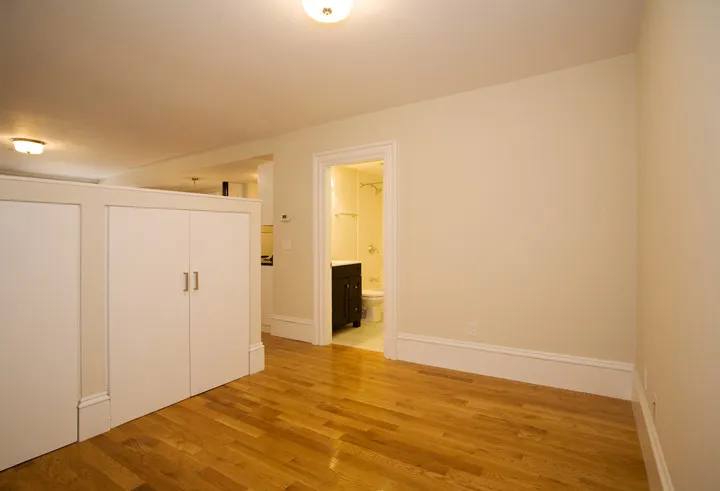 Studio bed, 1 bath apartment for rent at 658 Massachusetts Ave Unit 1A, South End — photo 1 of 11