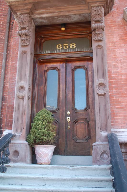 3 bed, 1.5 bath apartment for rent at 658 Massachusetts Ave Unit 5, South End — photo 17 of 18