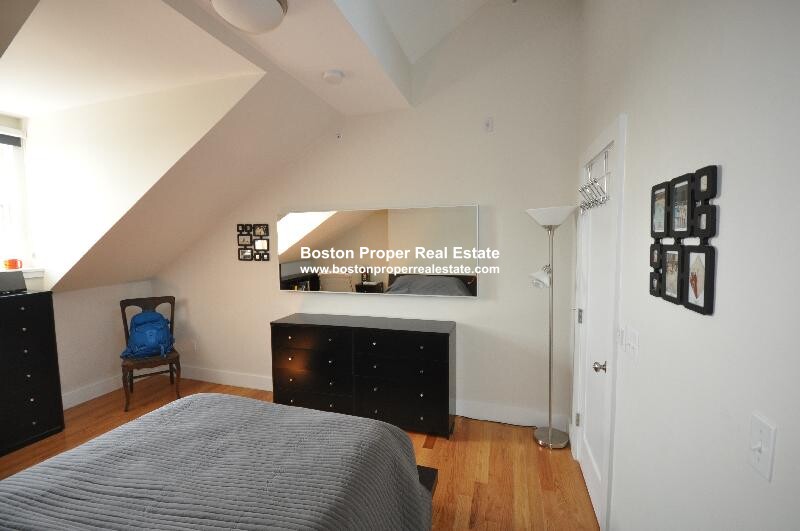 2 bed, 1 bath apartment for rent at 658 Massachusetts Ave Unit 6, South End — photo 12 of 17