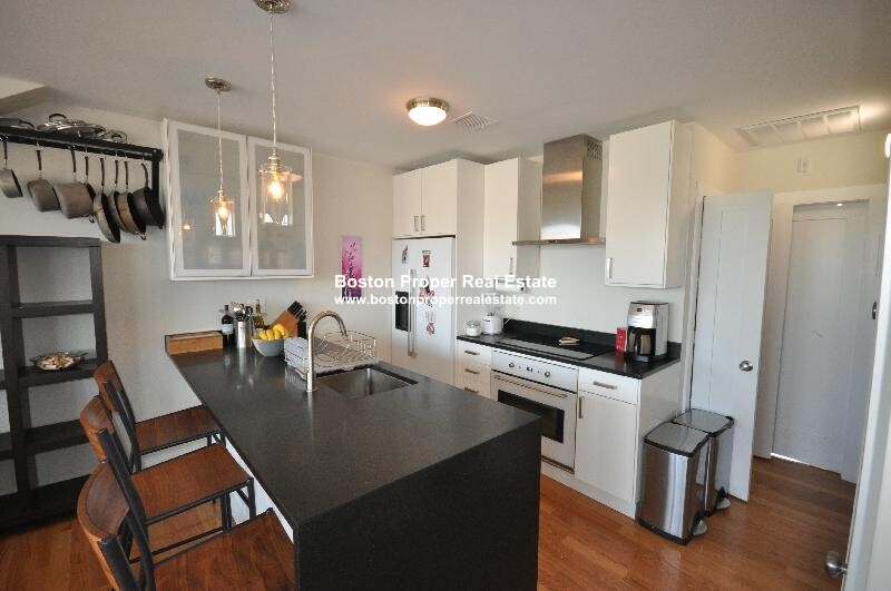 2 bed, 1 bath apartment for rent at 658 Massachusetts Ave Unit 6, South End — photo 7 of 17