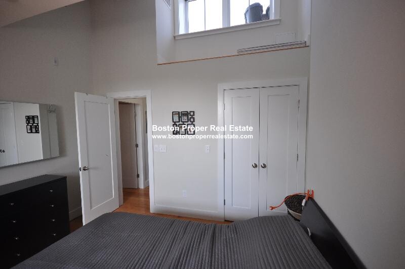 2 bed, 1 bath apartment for rent at 658 Massachusetts Ave Unit 6, South End — photo 11 of 17