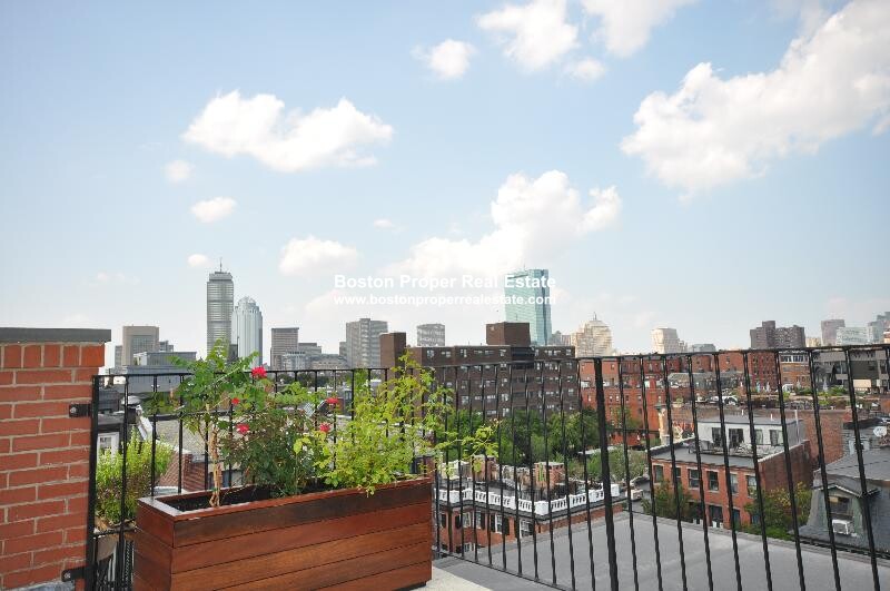 2 bed, 1 bath apartment for rent at 658 Massachusetts Ave Unit 6, South End