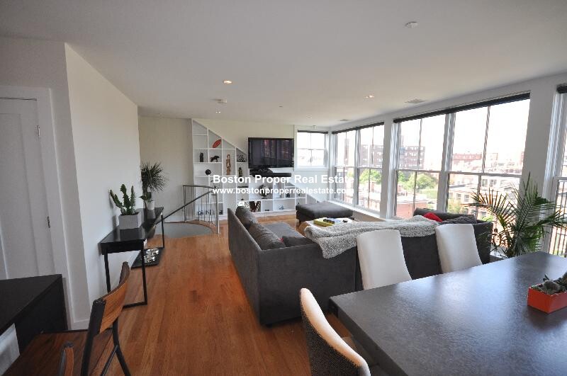 2 bed, 1 bath apartment for rent at 658 Massachusetts Ave Unit 6, South End — photo 6 of 17