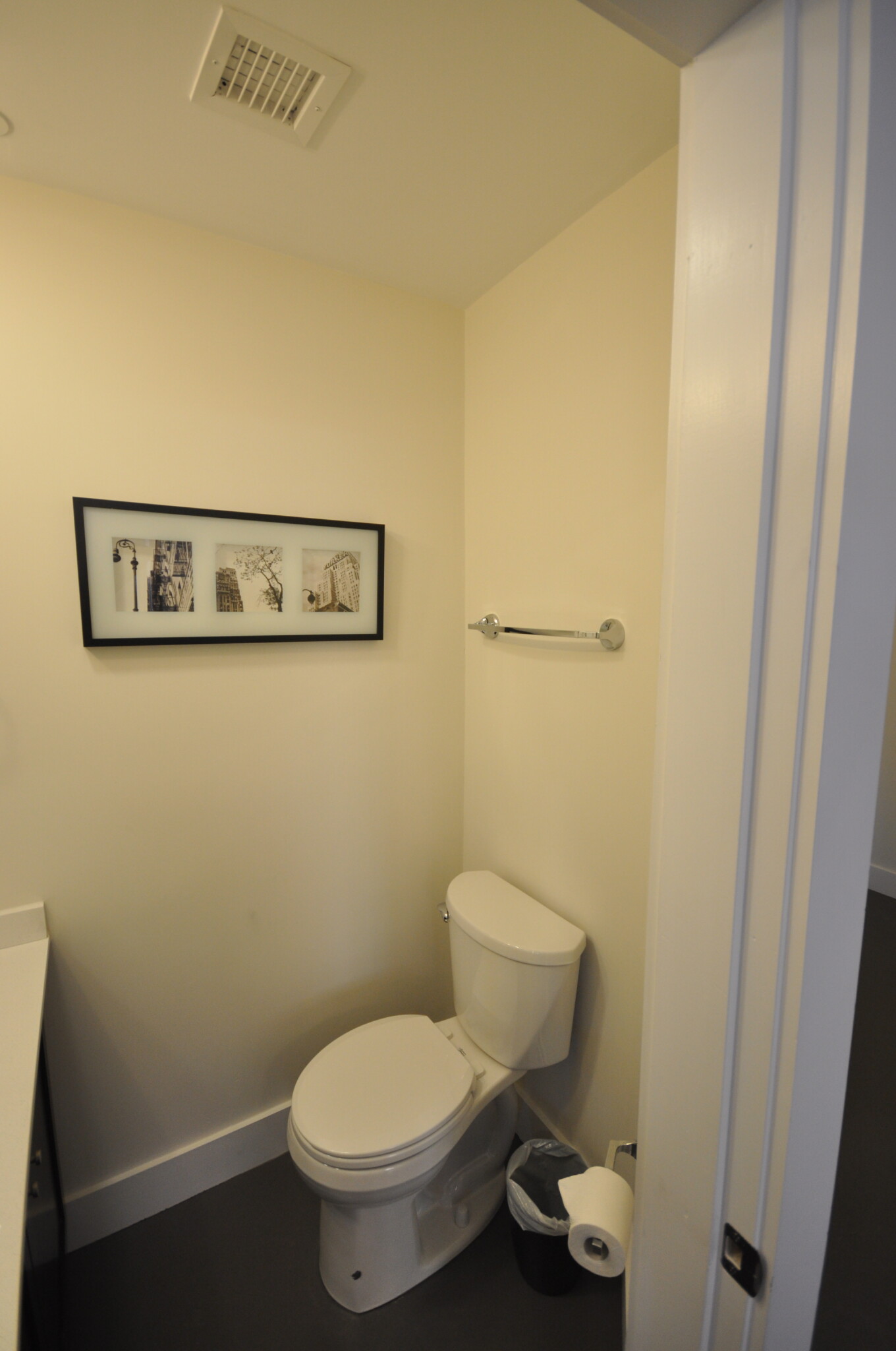 3 bed, 1.5 bath apartment for rent at 659 Massachusetts Ave Unit 4a, South End — photo 4 of 26