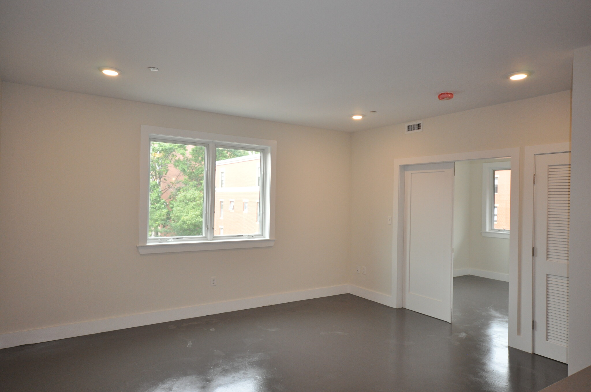 2 bed, 1 bath apartment for rent at 659 Massachusetts Ave Unit 5, Roxbury — photo 6 of 12