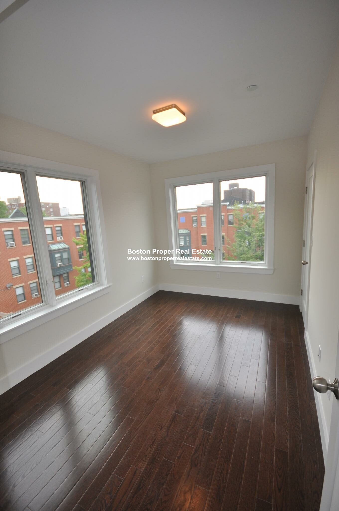 3 bed, 1.5 bath apartment for rent at 659 Massachusetts Ave Unit 7, Roxbury — photo 4 of 10