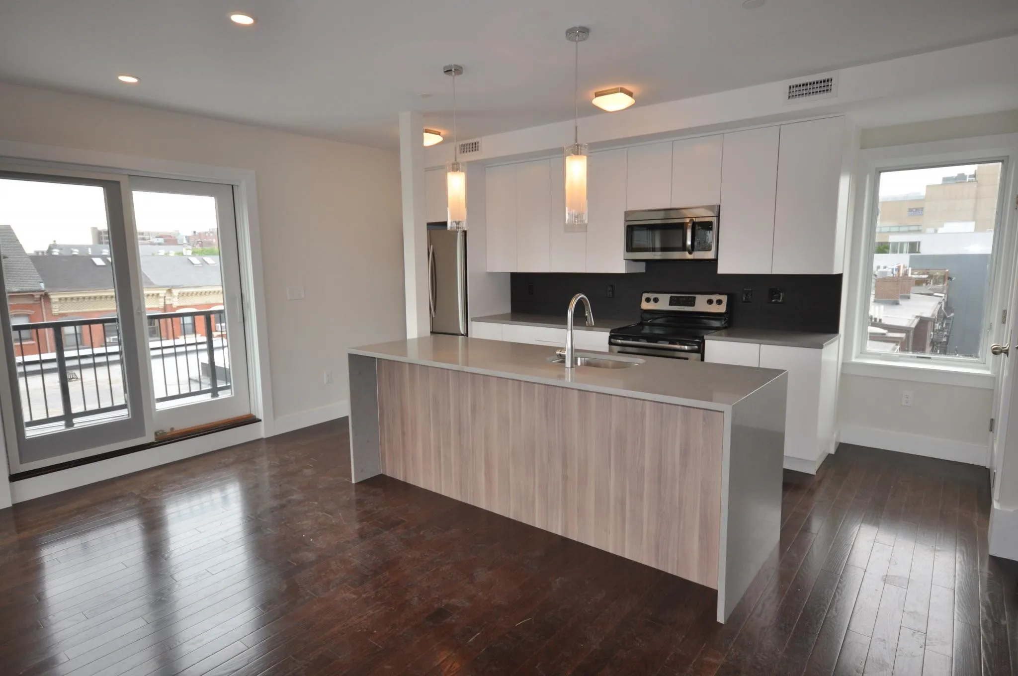 2 bed, 1 bath apartment for rent at 659 Massachusetts Ave Unit 9, Roxbury — photo 7 of 16