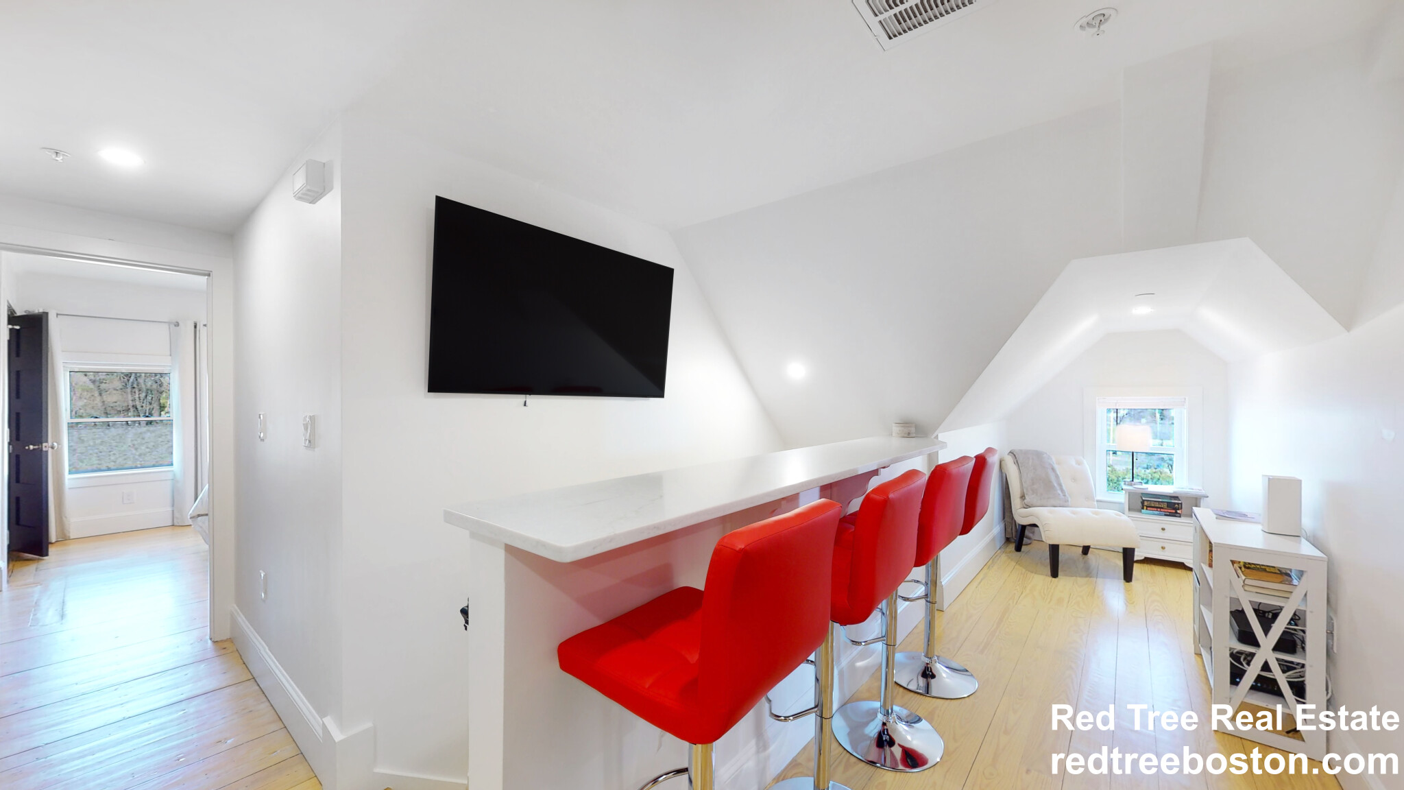 3 bed, 2 bath apartment for rent at 659 South St Unit 3, Roberts — photo 5 of 21