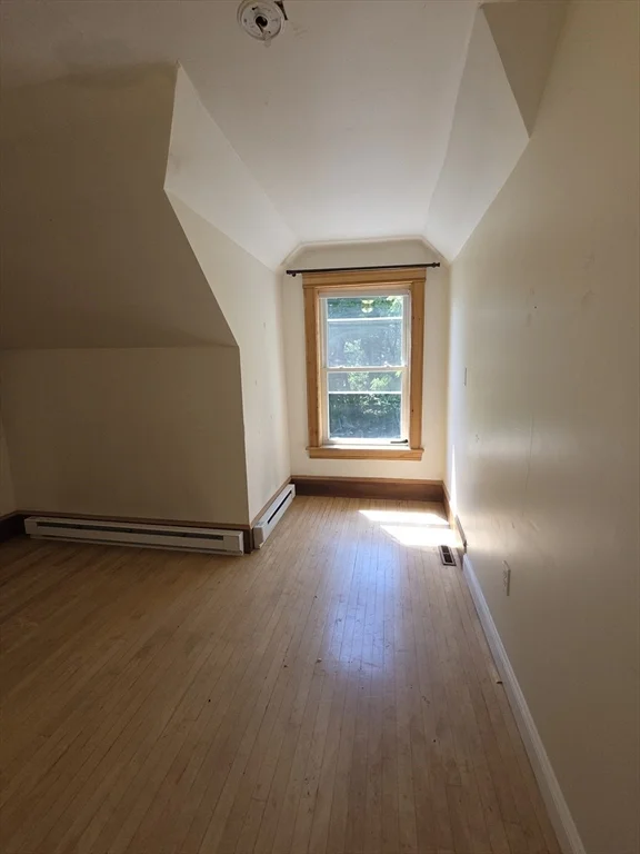 2 bed, 1 bath apartment for rent at 659 Southbridge St Unit 3, South Worcester — photo 11 of 15