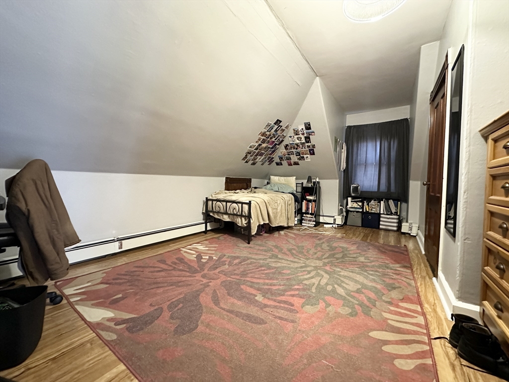 5 bed, 2 bath apartment for rent at 65A Gardner St Unit 2A, Allston — photo 9 of 12