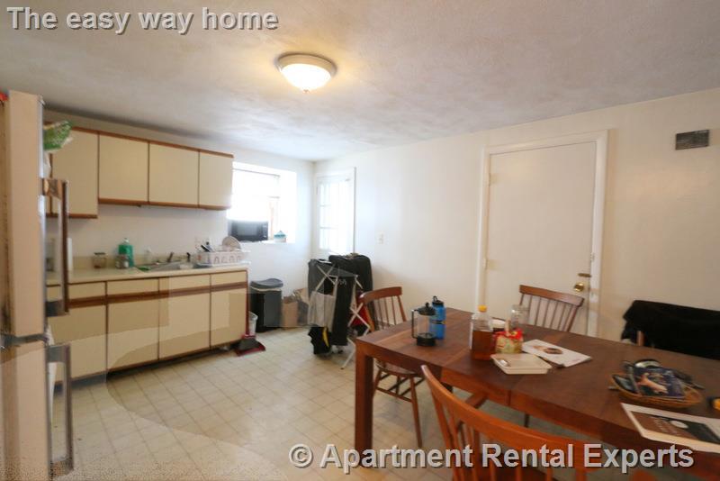 2 bed, 1 bath apartment for rent at 65R Cedar St Unit 3, Porter Square — photo 6 of 15