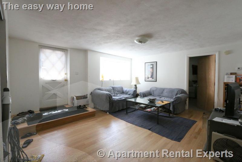 2 bed, 1 bath apartment for rent at 65R Cedar St Unit 3, Porter Square — photo 11 of 15