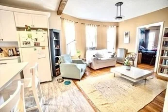 3 bed, 1 bath apartment for rent at 66-68 Cameron Ave Unit 2, Davis Square — photo 2 of 12