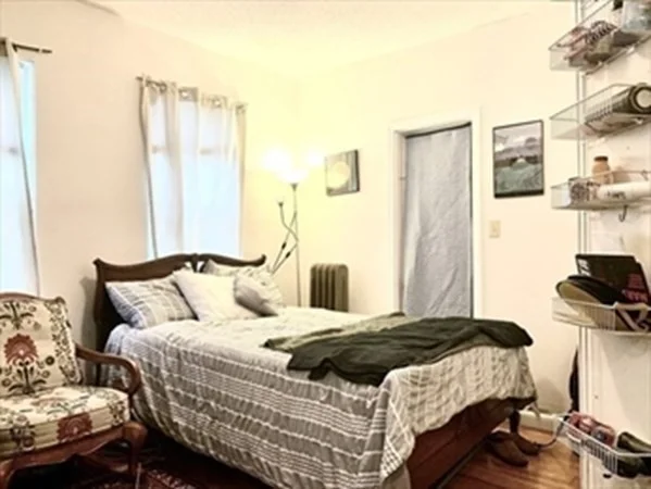 3 bed, 1 bath apartment for rent at 66-68 Cameron Ave Unit 3, Davis Square — photo 7 of 10