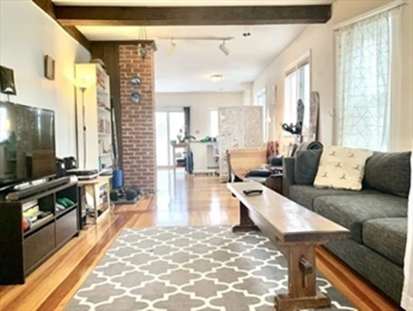 3 bed, 1 bath apartment for rent at 66-68 Cameron Ave Unit 3, Davis Square — photo 1 of 10