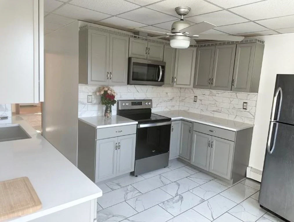 3 bed, 1 bath apartment for rent at 66-68 Hillberg Ave Unit 2, Brockton — photo 6 of 8