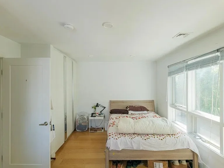 4 bed, 3 bath apartment for rent at 66-68 Hooker St Unit 66, Allston — photo 9 of 21