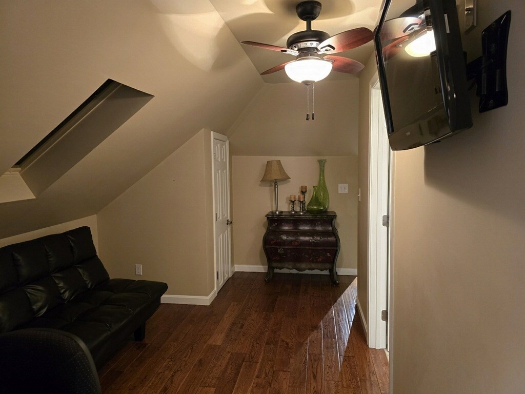 3 bed, 2 bath apartment for rent at 66-68 Valentine St Unit 2, South End — photo 29 of 40