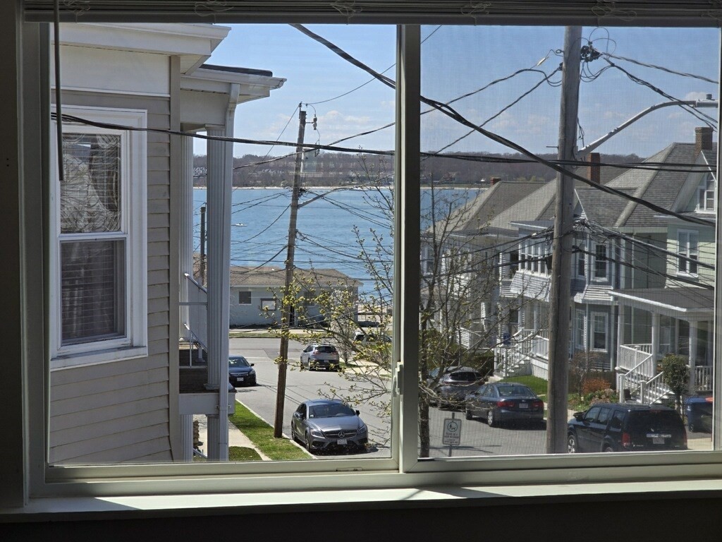 3 bed, 2 bath apartment for rent at 66-68 Valentine St Unit 2, South End — photo 5 of 40