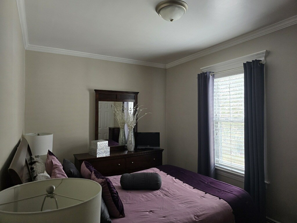 3 bed, 2 bath apartment for rent at 66-68 Valentine St Unit 2, South End — photo 16 of 40