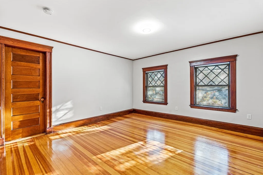5 bed, 2.5 bath apartment for rent at 66 Adams St Unit 2, Winter Hill — photo 16 of 29