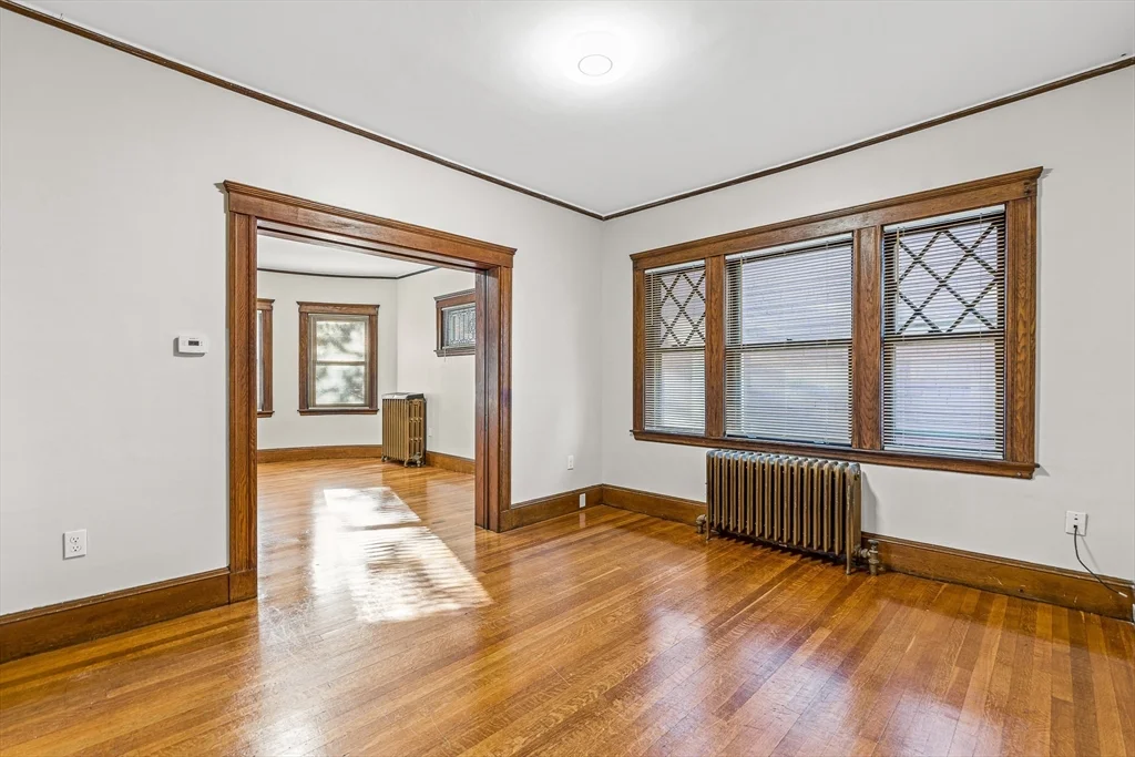 5 bed, 2.5 bath apartment for rent at 66 Adams St Unit 2, Winter Hill — photo 11 of 29