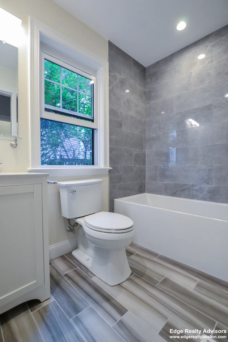 4 bed, 4+ bath apartment for rent at 66 Allston St Unit 1, Brighton — photo 6 of 15