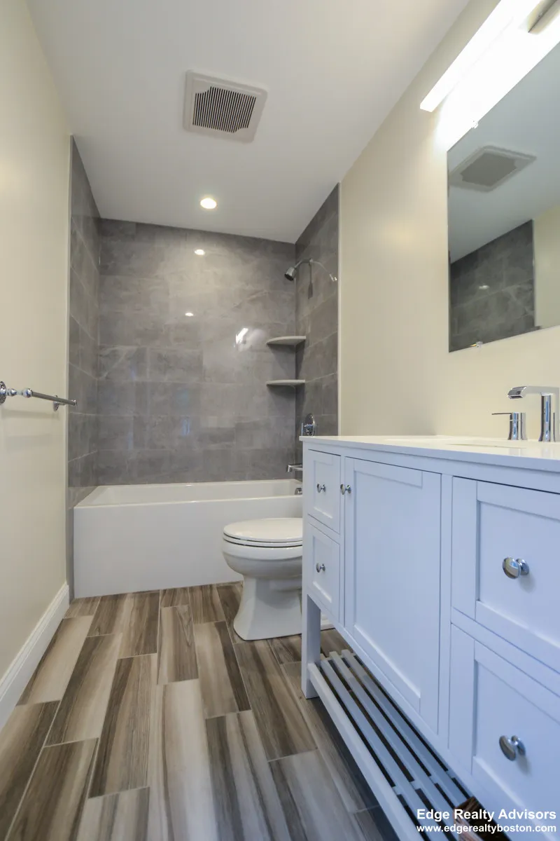 5 bed, 4+ bath apartment for rent at 66 Allston St Unit 2, Brighton — photo 5 of 16