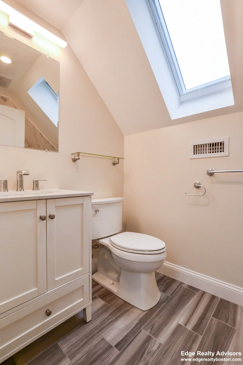 5 bed, 4+ bath apartment for rent at 66 Allston St Unit 2, Brighton — photo 13 of 16