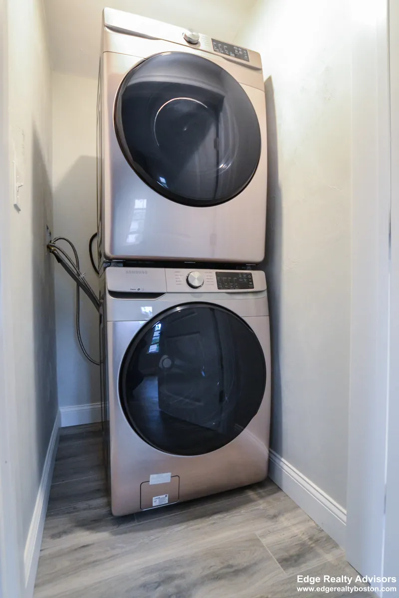 5 bed, 4+ bath apartment for rent at 66 Allston St Unit 2, Brighton — photo 15 of 16