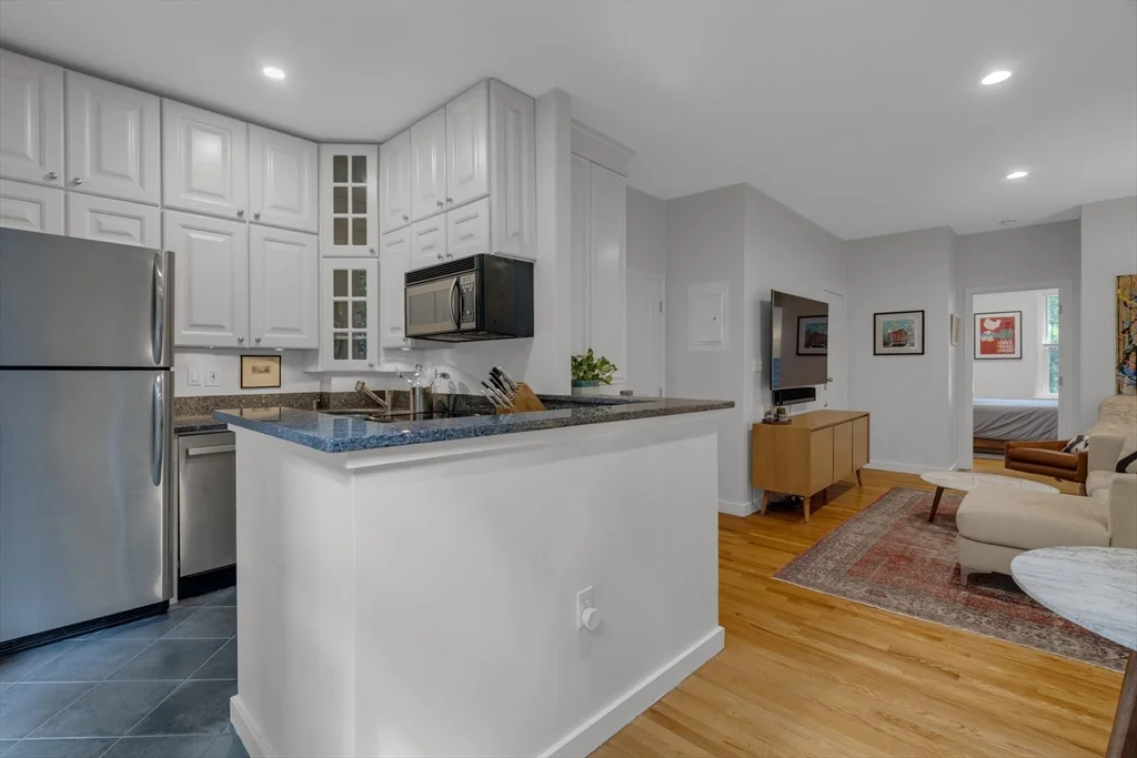 1 bed, 1 bath apartment for rent at 66 Appleton St Unit 2, South End — photo 5 of 11