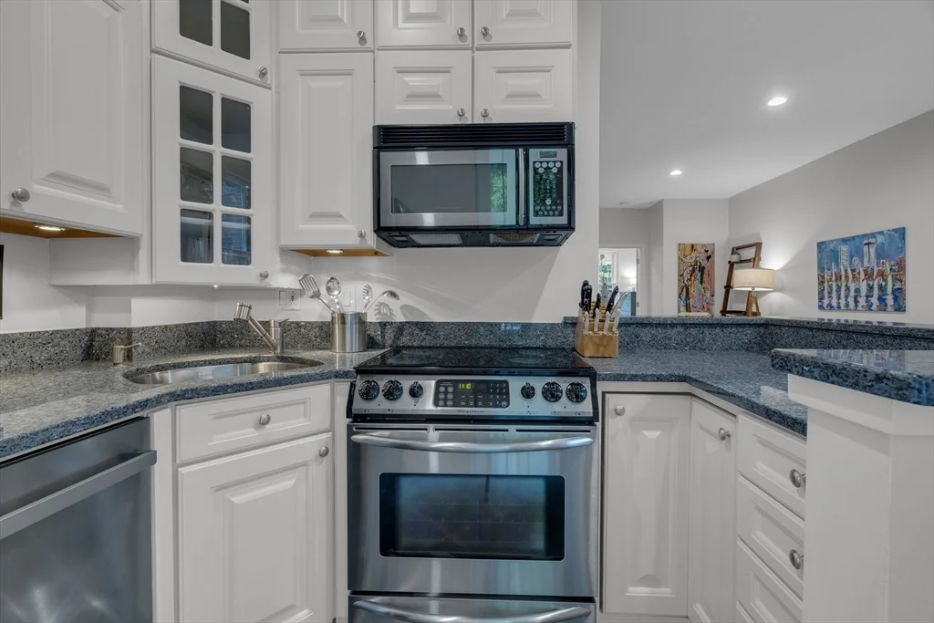 1 bed, 1 bath apartment for rent at 66 Appleton St Unit 2, South End — photo 6 of 11