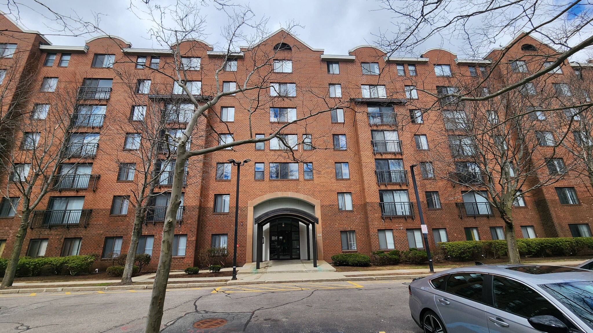 2 bed, 2 bath apartment for rent at 66 Beach Point Pl Unit 402, Dorchester — photo 1 of 24