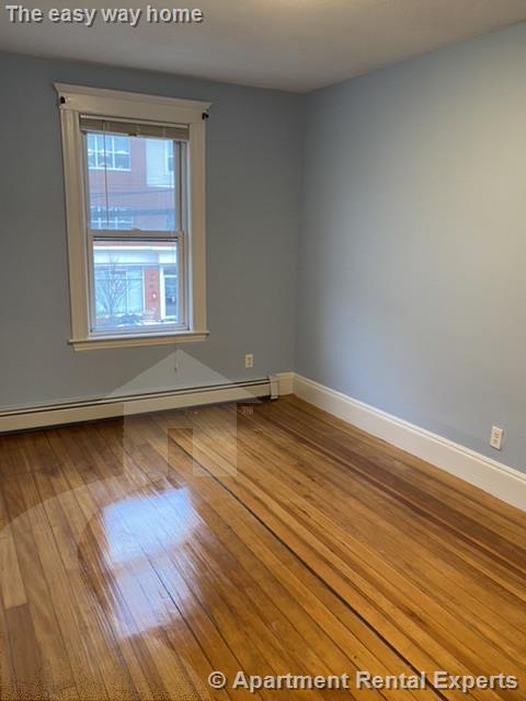 3 bed, 1 bath apartment for rent at 66 Beacon St Unit 4, Ward Two — photo 5 of 8