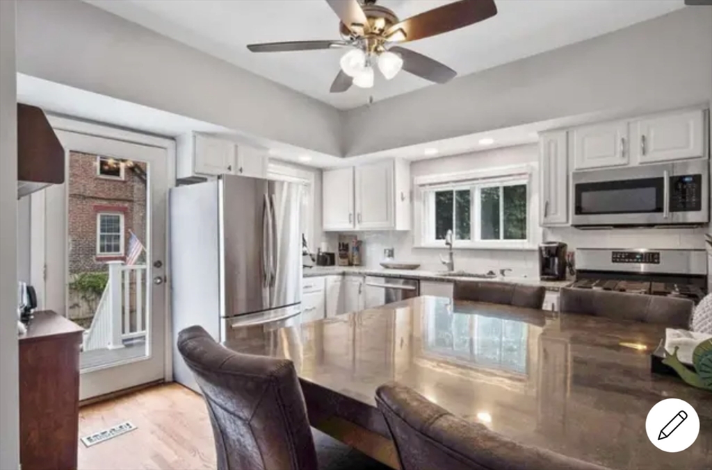 4 bed, 2.5 bath apartment for rent at 66 Bolton St Unit 1, South Boston — photo 1 of 23