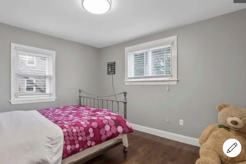 4 bed, 2.5 bath apartment for rent at 66 Bolton St Unit 1, South Boston — photo 20 of 23