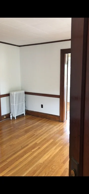 2 bed, 1 bath apartment for rent at 66 Brock St Unit 3M, Oak Square — photo 5 of 8
