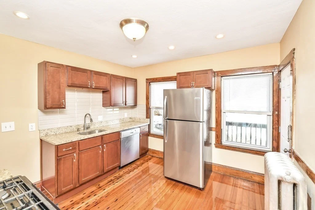3 bed, 1 bath apartment for rent at 66 Brook Rd Unit 2, Milton — photo 15 of 36