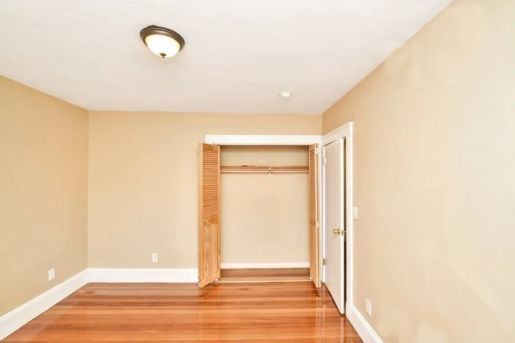 3 bed, 1 bath apartment for rent at 66 Brook Rd Unit 2, Milton — photo 31 of 36