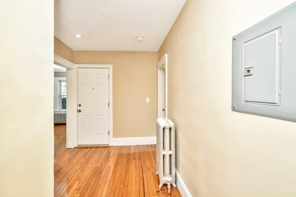 3 bed, 1 bath apartment for rent at 66 Brook Rd Unit 2, Milton — photo 27 of 36
