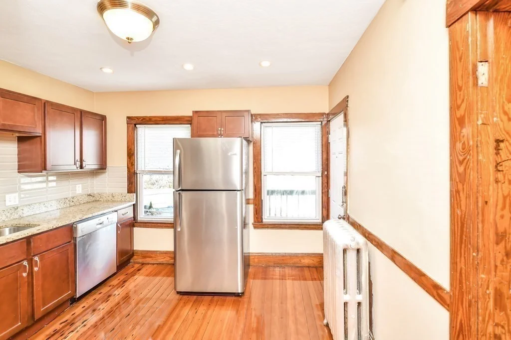 3 bed, 1 bath apartment for rent at 66 Brook Rd Unit 2, Milton — photo 16 of 36