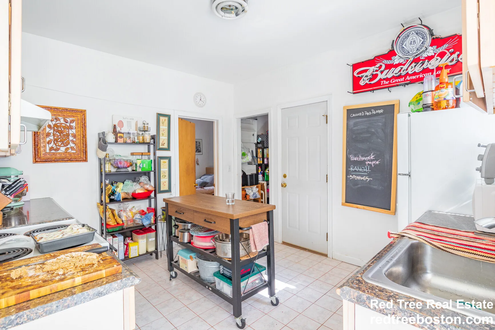 3 bed, 1 bath apartment for rent at 66 Brooks St Unit 2, Brighton — photo 2 of 14