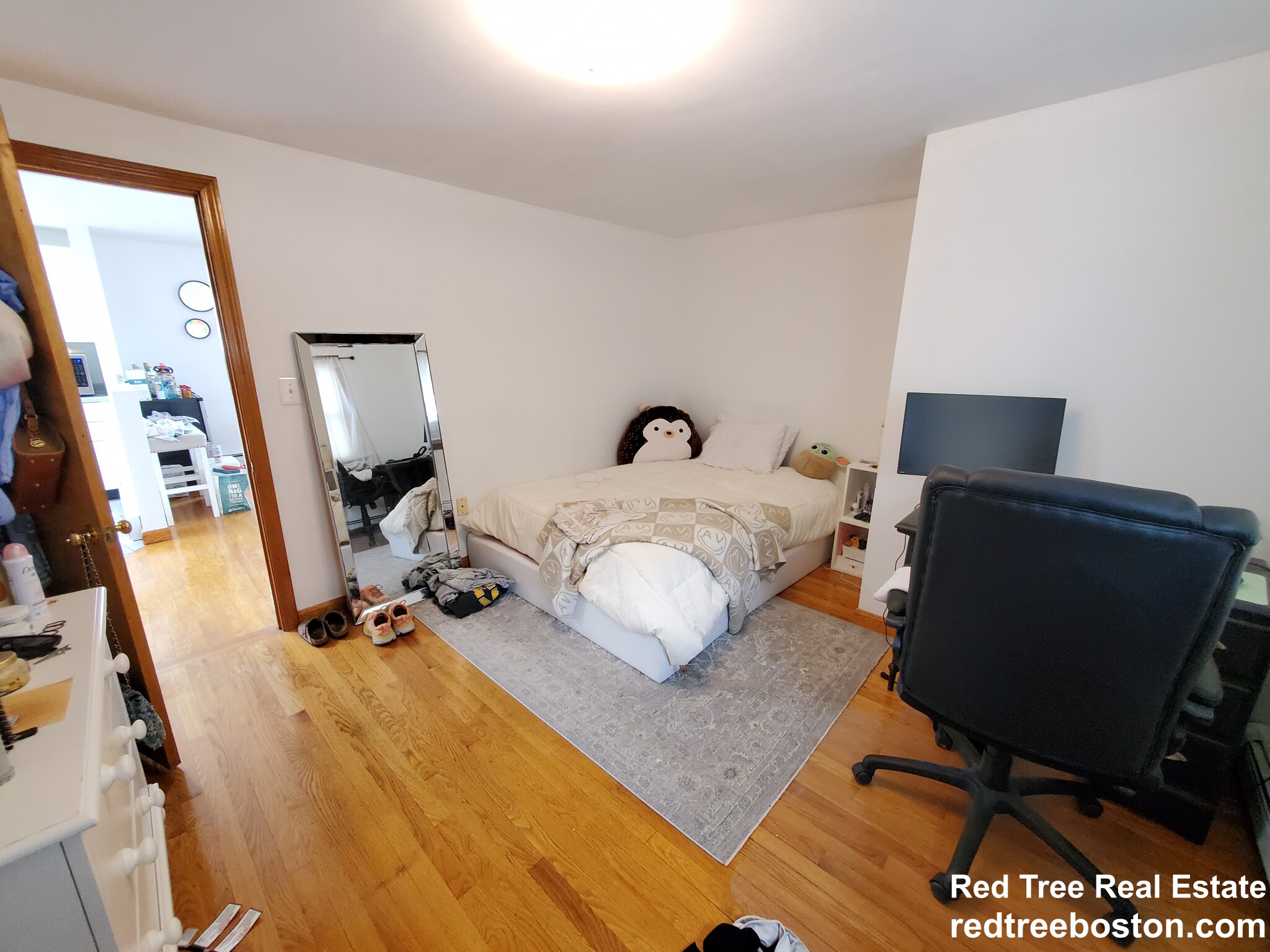 3 bed, 1 bath apartment for rent at 66 Brooks St Unit 3, Brighton — photo 8 of 15