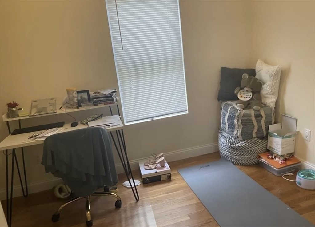 3 bed, 1 bath apartment for rent at 66 Brookside Unit 2, Jamaica Plain