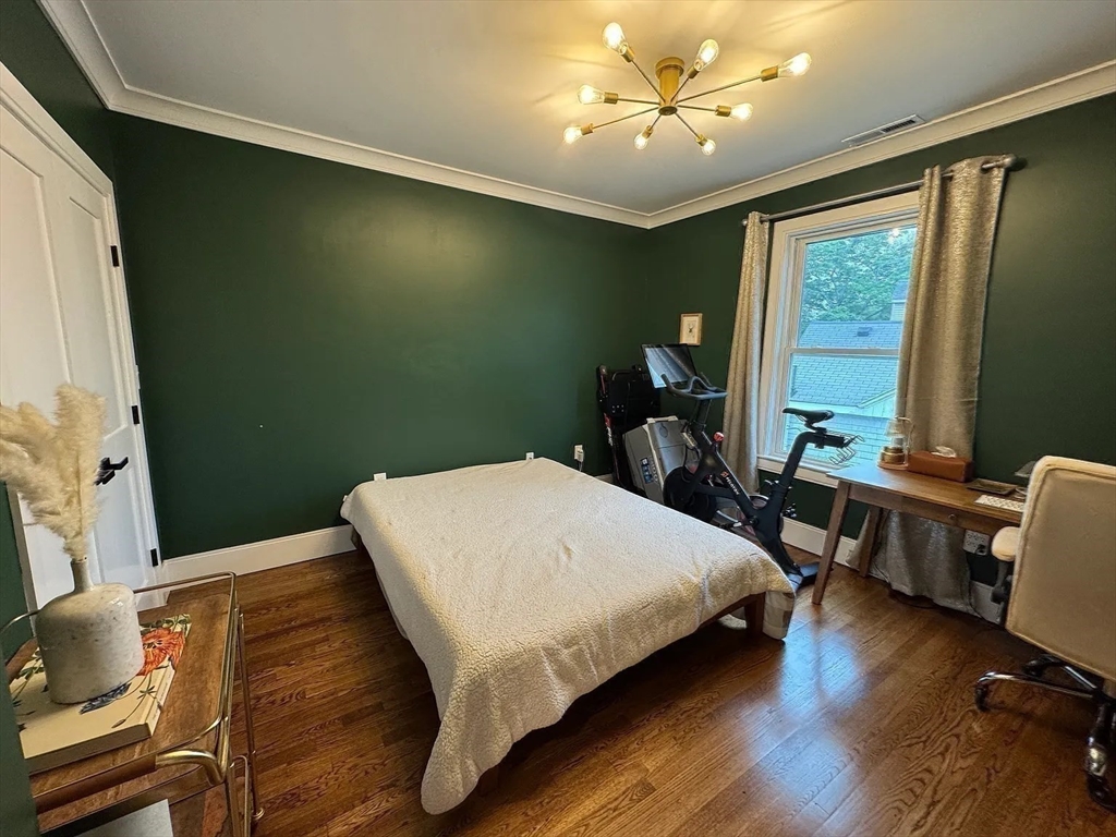 4 bed, 3 bath apartment for rent at 66 Calvary St Unit A, Waltham — photo 32 of 42
