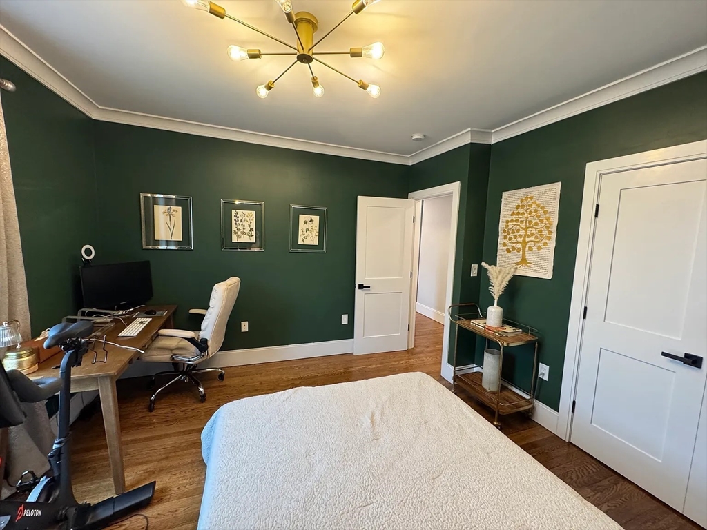 4 bed, 3 bath apartment for rent at 66 Calvary St Unit A, Waltham — photo 30 of 42
