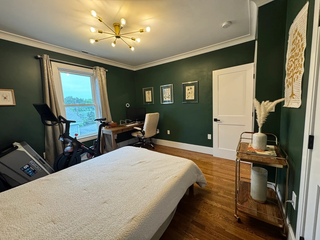 4 bed, 3 bath apartment for rent at 66 Calvary St Unit A, Waltham — photo 31 of 42