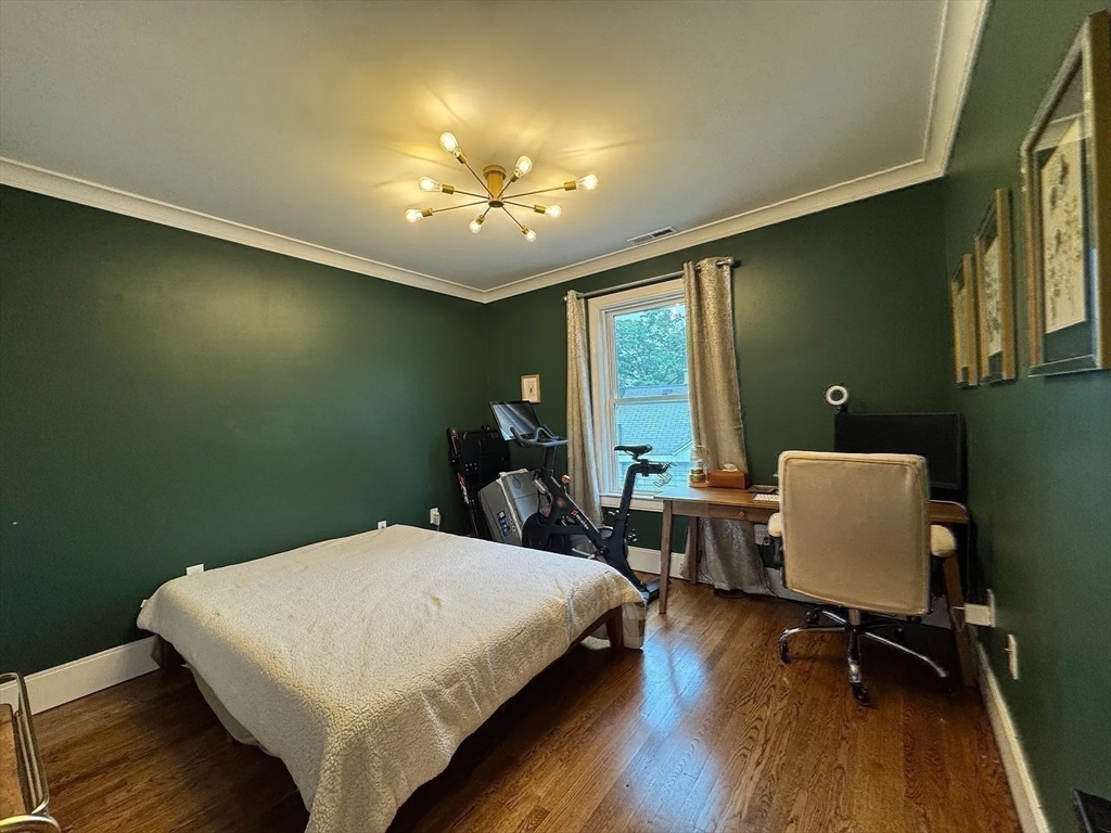 4 bed, 3 bath apartment for rent at 66 Calvary St Unit A, Waltham — photo 33 of 42