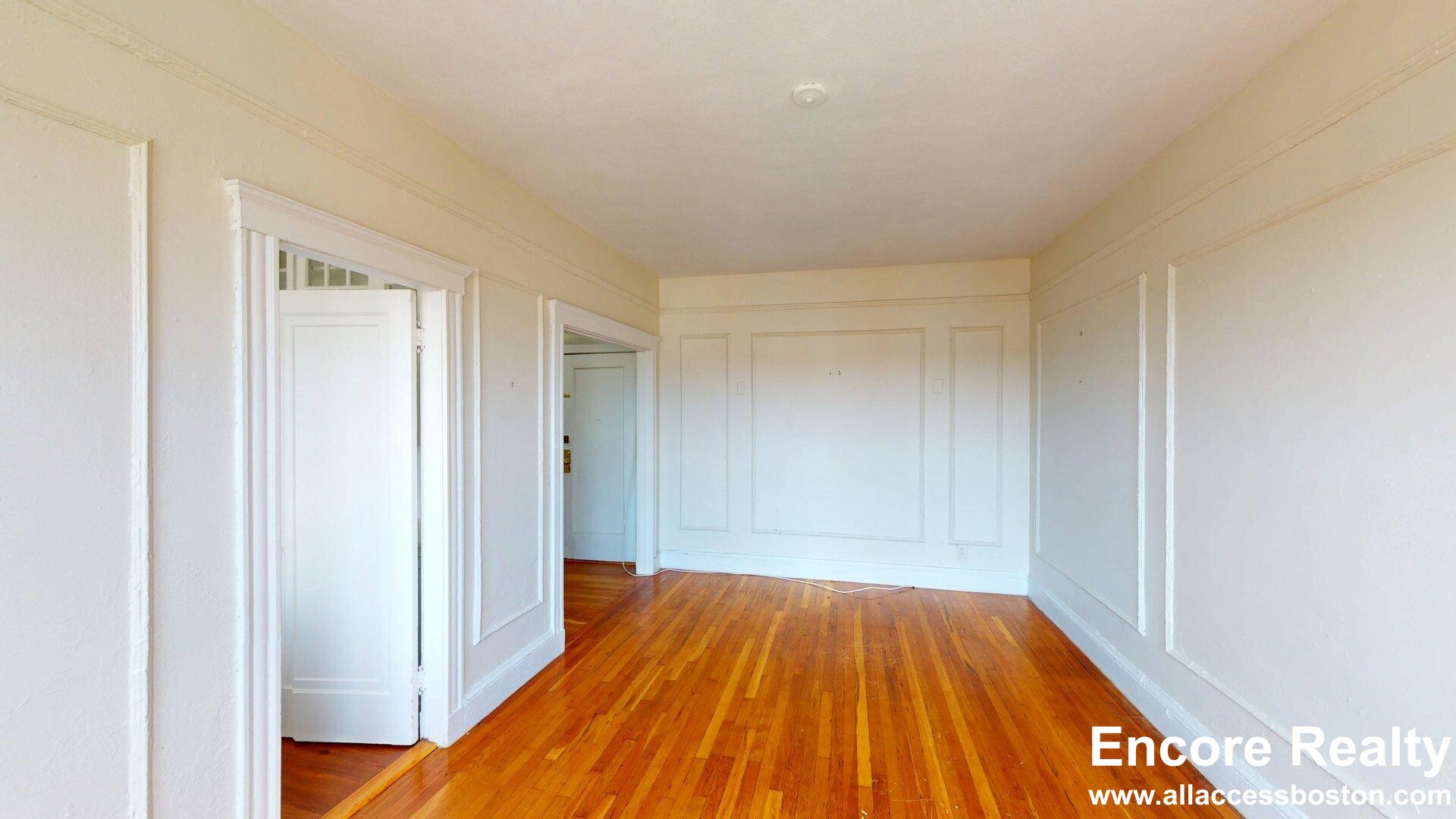 1 bed, 1 bath apartment for rent at 66 Chiswick Rd Unit 11, Brighton — photo 3 of 10