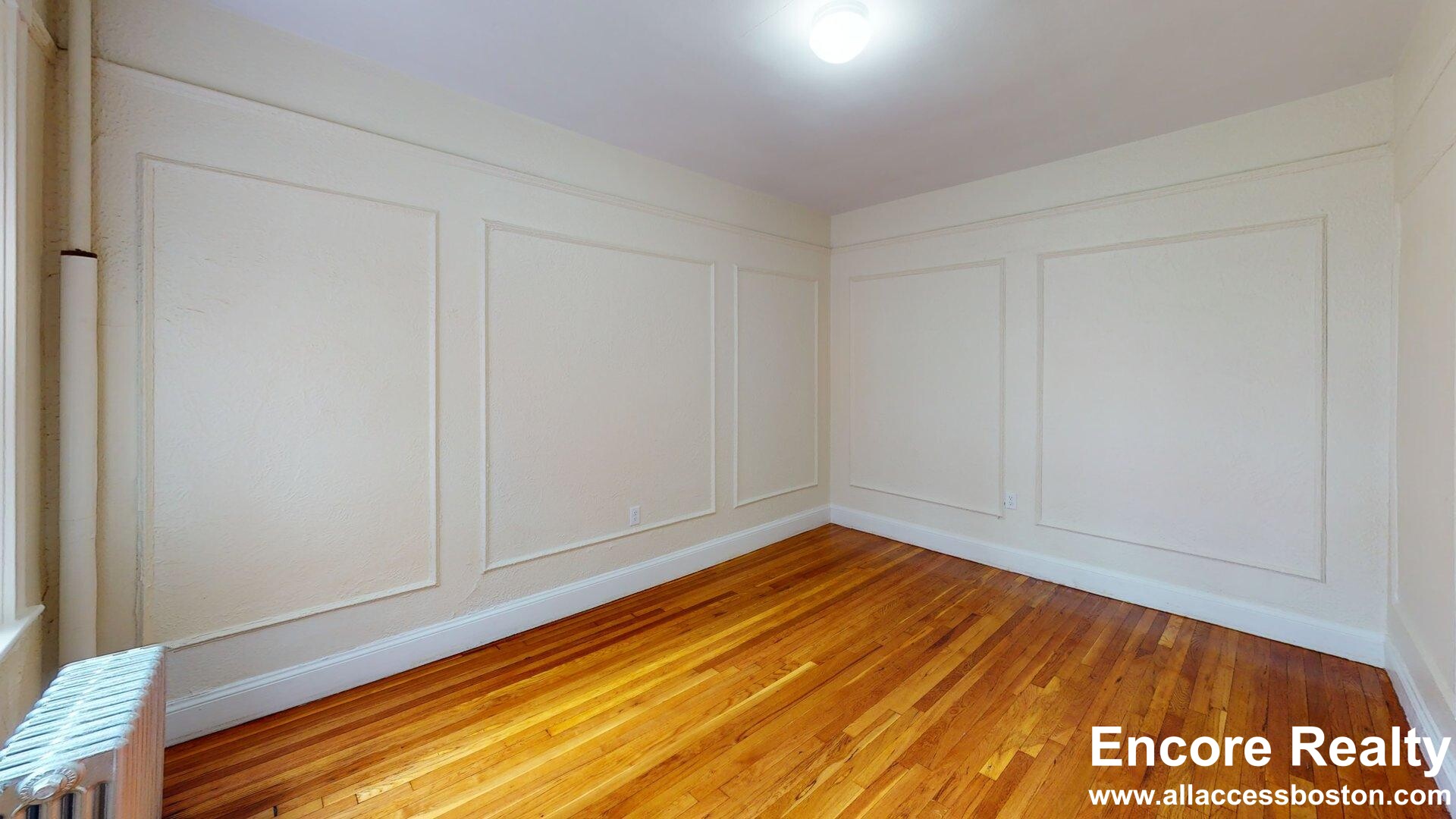 Studio bed, 1 bath apartment for rent at 66 Chiswick Rd Unit 12A, Brighton — photo 2 of 4